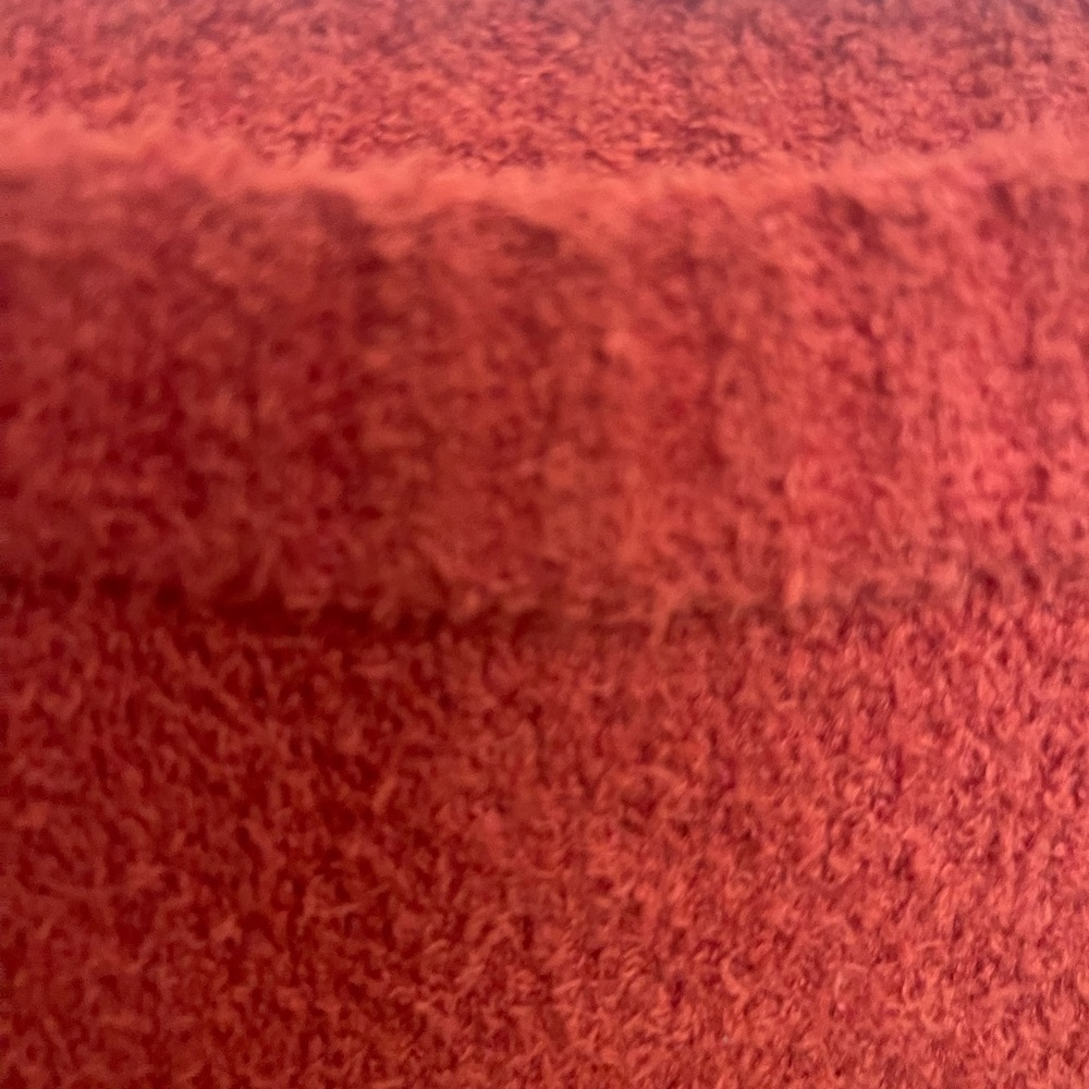 COZY WARM SWEATER. Rust color. Cuffed!! Size L!! LIKE NEW!!! - Picture 4 of 7